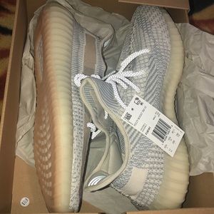Yeezy Boost 350 V2 Lundmark